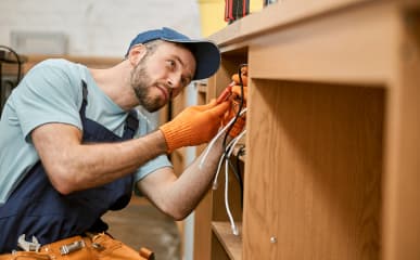 Cabinet Hardware